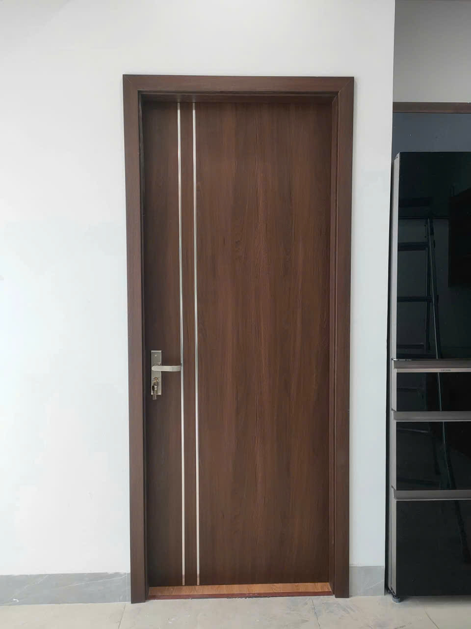 Cửa nhựa composite vân gỗ tại Hải Phòng