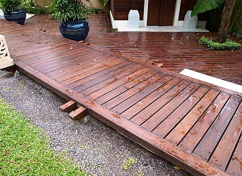 SÀN GỖ NHỰA SÂN VƯỜN TẠI HẢI PHÒNG